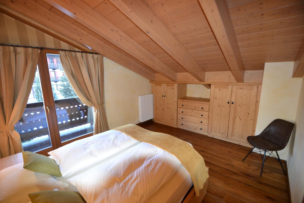 Ferienwohnung Casa Urbani Livigno Exterior foto